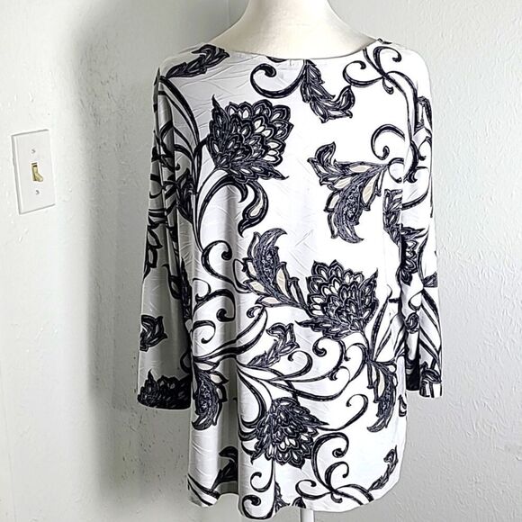 Croft & Barrow Black, White & Tan Floral Design Top, Size XL - Picture 6 of 8
